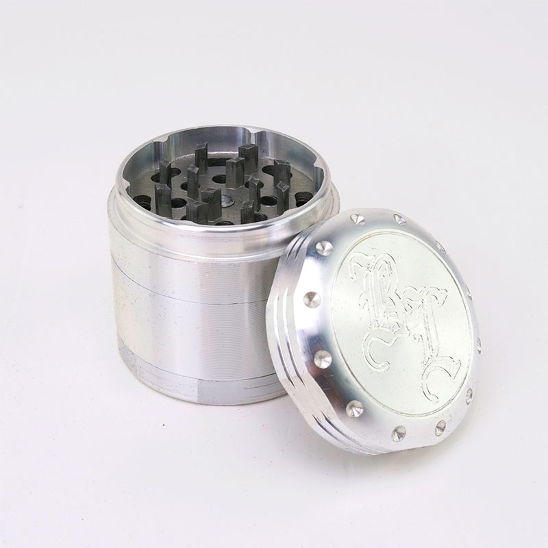 Grinder Black Leaf "Incisione Profonda" 4-Parti Aperto
